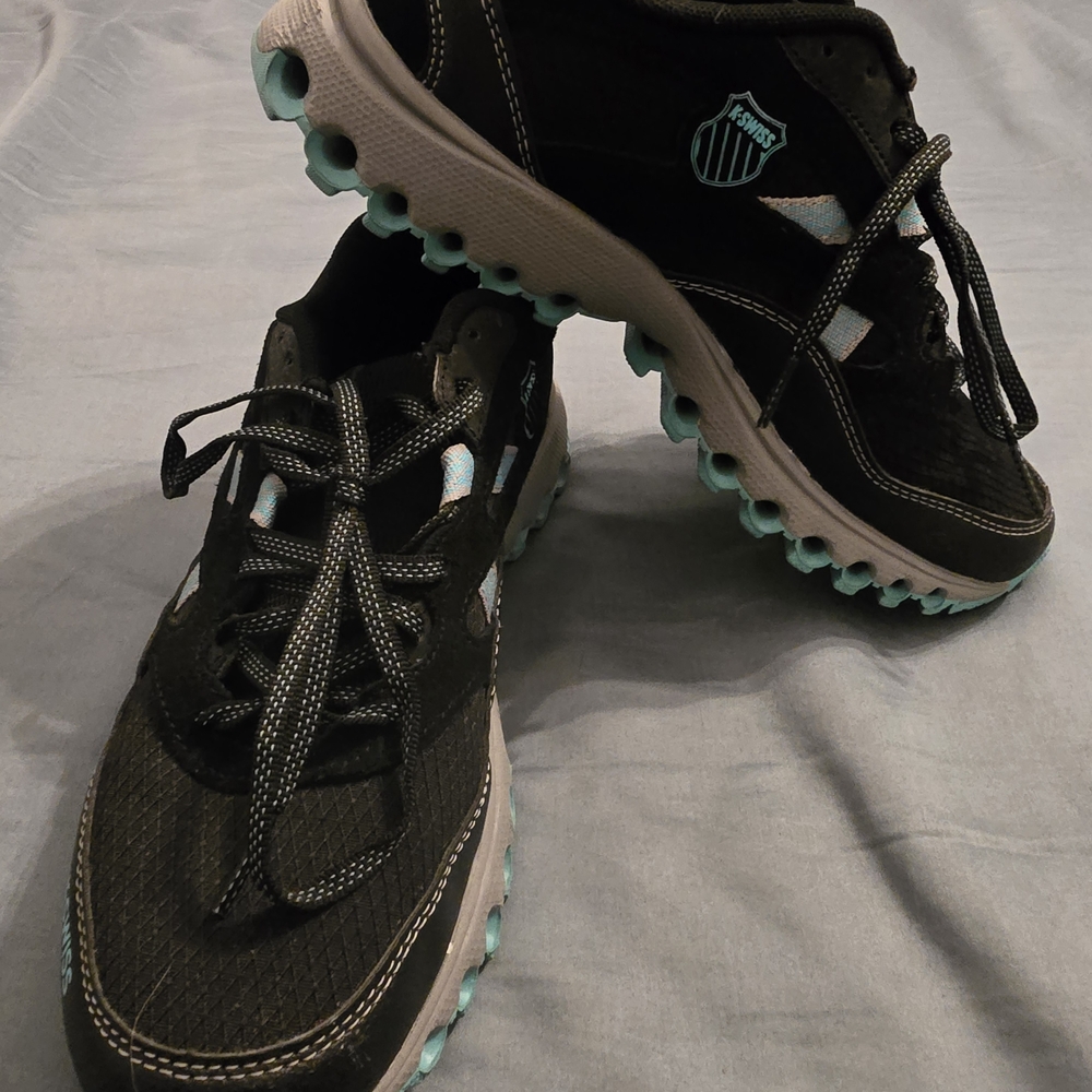 Black and Blue Women's Athletic Shoes